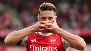 Arsenal 5-0 Leeds: Gyokeres scores twice but Odegaard and Saka suffer injuries