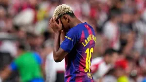 Lamine Yamal shows his frustration (Manu Fernandez/AP)