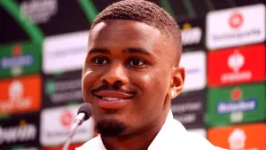 Chelsea sign 19-year-old Netherlands defender Jorrel Hato from Ajax