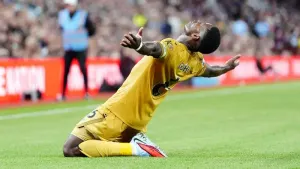 Marc Guehi among Crystal Palace’s scorers in easy win at struggling Aston Villa