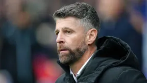 St Mirren showed Motherwell ‘way too much respect’ – Stephen Robinson