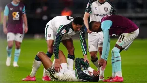Sunderland’s return to Burnley ‘will not be the same story’ says Regis Le Bris