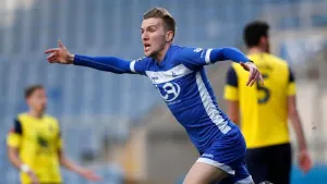 York leave it late to see off Truro