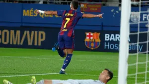 Ferran Torres scores twice as Barcelona close on leaders Real Madrid