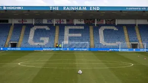 Josh Andrews sends Gillingham joint-top of League Two with win over Notts County