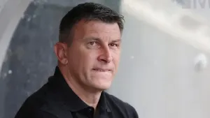 Sergej Jakirovic applauds ‘fighter’ Oli McBurnie as Hull beat Southampton