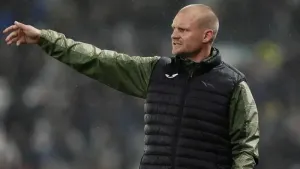 Liam Manning admits Norwich in ‘bad spot’ after fifth defeat in a row at Swansea