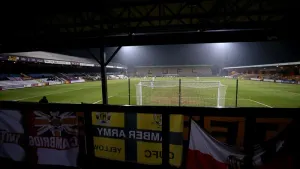 Cambridge and Barnet play out goalless draw