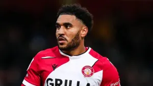 Jamie Reid penalty sinks Peterborough and fires Stevenage top of table