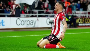 Regis Le Bris hails Granit Xhaka influence as midfielder earns Sunderland point