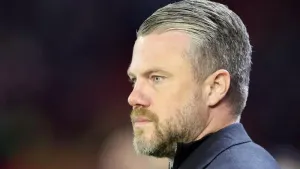 Aberdeen beaten in Prague to finish bottom of Conference League table