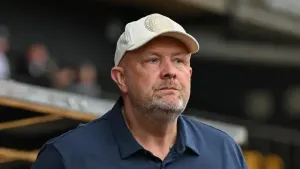 Andy Woodman hails Bromley’s discipline after comeback victory over Crawley