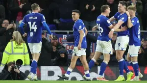 Championship leaders Coventry stunned by Ipswich