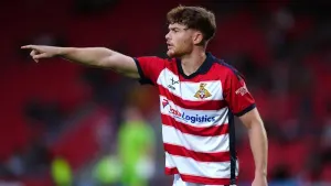 Doncaster come from behind to beat 10-man Chesterfield in FA Cup second round
