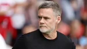 Graham Alexander hails ‘intelligent’ Bradford for late win over nine-man Wigan