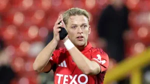 Jesper Karlsson earns Aberdeen a point at home to Dundee United
