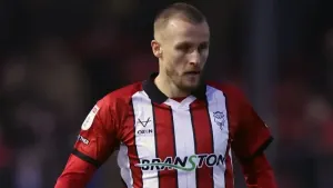 Lincoln maintain League One promotion push with victory at Barnsley