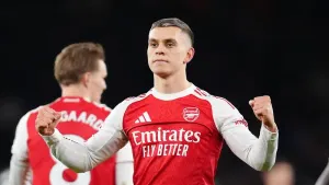 Wednesday’s briefing: Arsenal thrash title rivals and Johnson linked with Palace