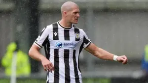 Alex Gogic nets late on as St Mirren deny Livingston long-awaited league win