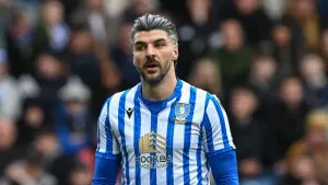 Callum Paterson hat-trick eases MK Dons to win over Shrewsbury