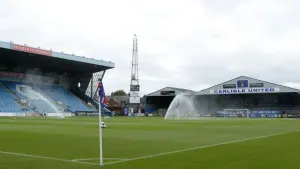 Carlisle see off Wealdstone to take top spot in National League