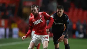 Charlton inflict more misery on Leicester
