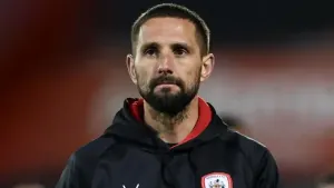 Conor Hourihane ‘really hoping’ to keep star Barnsley duo as deadline looms