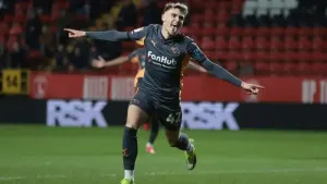 Derby boost their play-off ambitions with win at Charlton