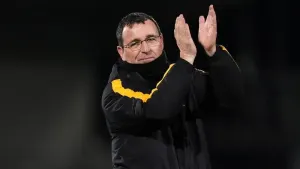 Gary Bowyer hails Burton’s ‘really professional’ display against Boreham Wood