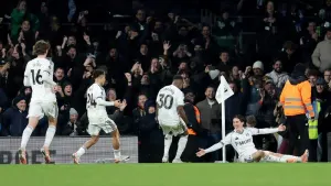 Harry Wilson free-kick snatches dramatic late win for Fulham over Brighton