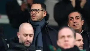 Liam Rosenior urges Chelsea fans to ‘judge what you see, not what you hear’