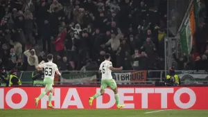Martin O’Neill hails ‘colossal’ team spirit as 10-man Celtic draw in Bologna