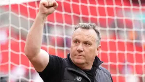 Micky Mellon praises influence of Joe Garner in comeback win over Cheltenham