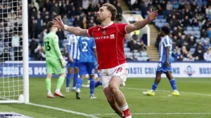 Sam Smith winner sends Wrexham back into Championship top-six