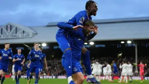 Everton stage late comeback to stun Fulham