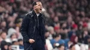 Liam Rosenior accuses Arsenal of lacking ‘respect’ for Chelsea in warm-up
