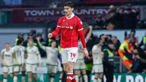 Millwall consolidate place in top five with victory at Wrexham