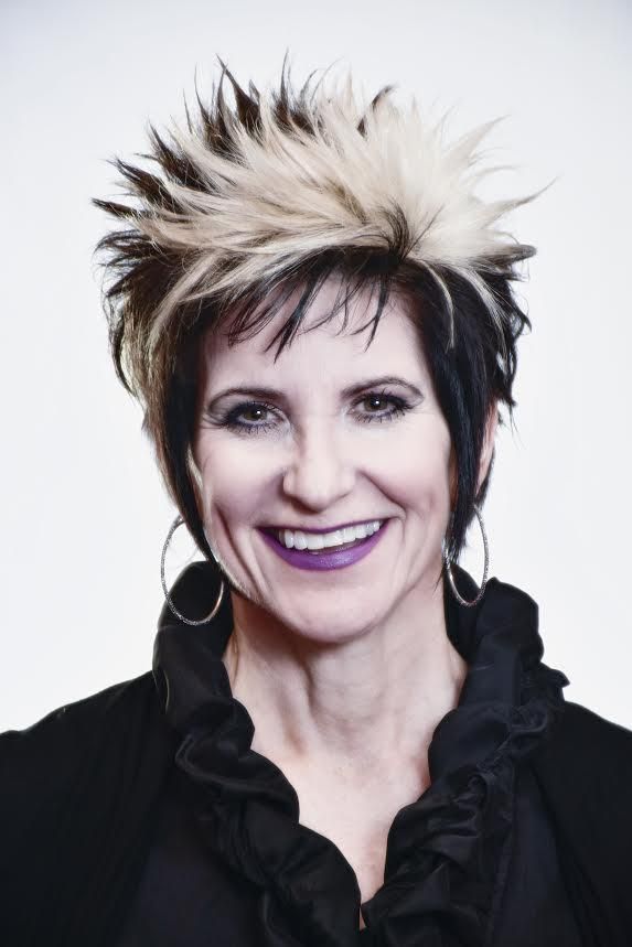 Alumna Deri Latimer on campus to talk about mental health