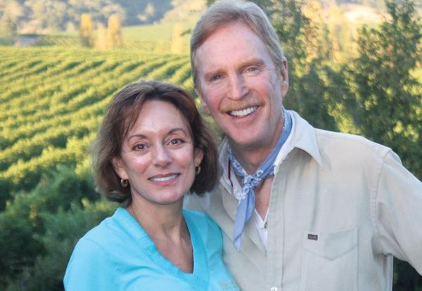 Barefoot Cellars founders named 2015 Executives in Residence for Faculty of Management