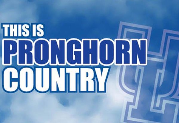 Horns basketball opens Canada West campaign