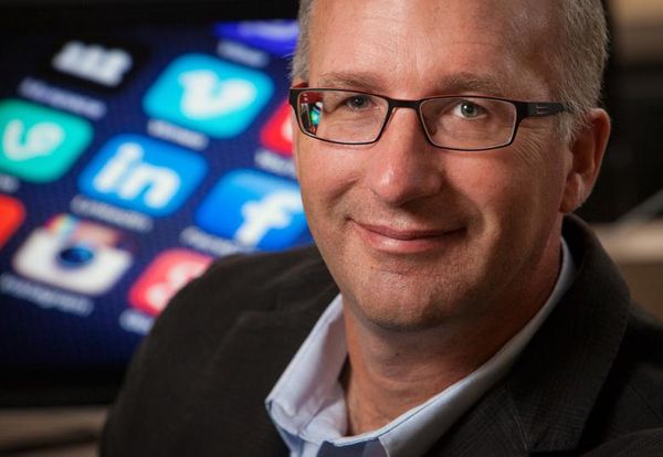 Jansen's devotion to political world, student engagement indicative of department