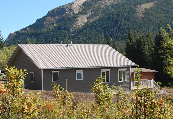 Shell Canada gift helps University revitalize Westcastle Field Station