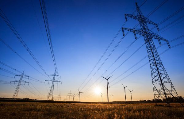 These states aren’t waiting on Congress to expand their power grids