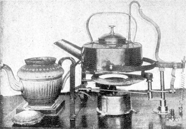 1912 The Early Morning Waiter