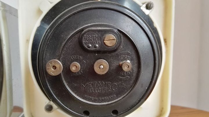 How to start a teasmade with a starter mechanism