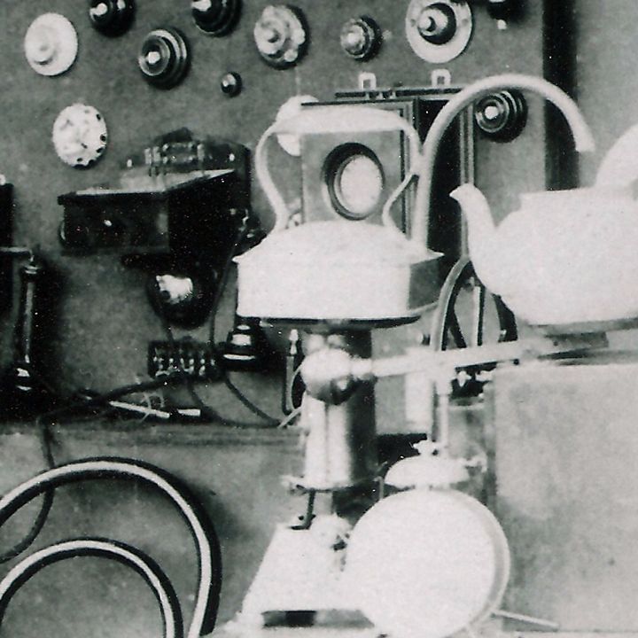 Samuel Rowbottom's Tea Maker on display at an exhibition, copyright Michael Lewis