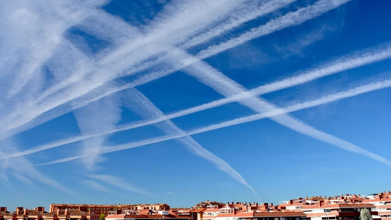 FAA, NASA, NOAA Admit Jets Spray Chemicals That Linger in the Sky, Alter Weather