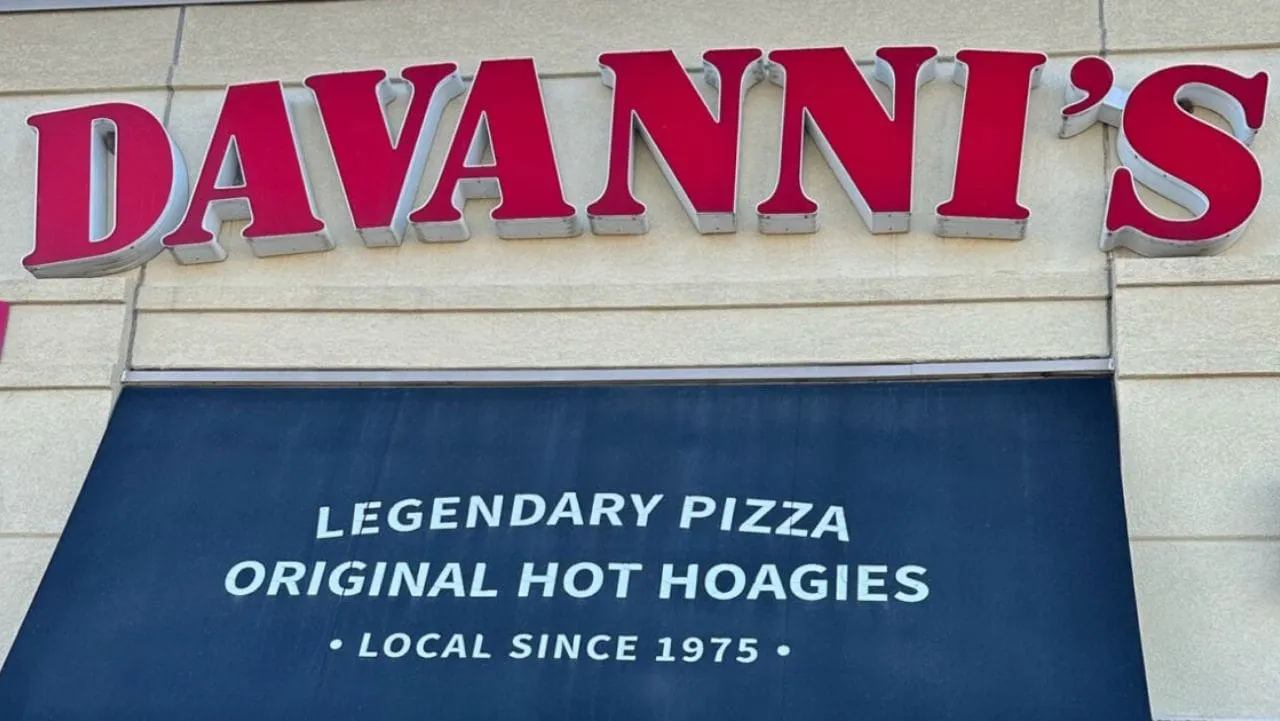 Minnesota Pizza Chain Kicks Out Group of Republicans and Trump Supporters