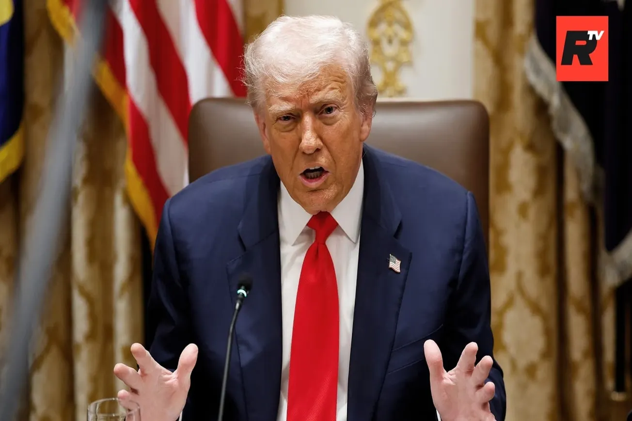 Trump’s Approval Soars as Shutdown Backfires on Democrats