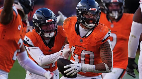 Broncos Re-Sign Linebacker Justin Strnad to Three-Year, $18 Million Deal